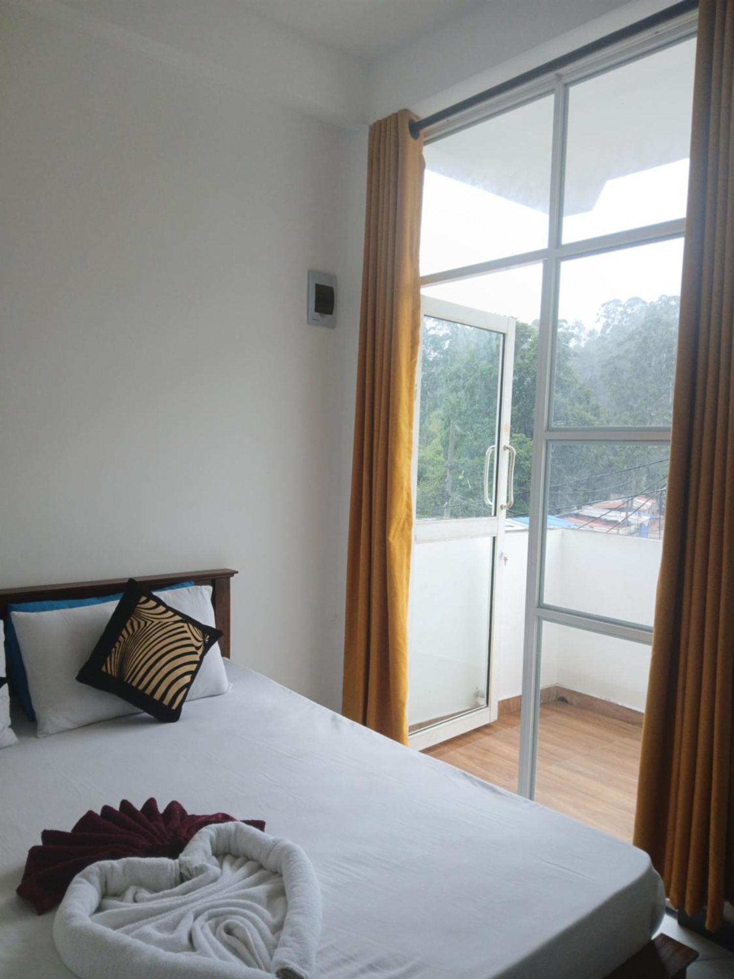 The Peak Residence Nallathanniya Ngoại thất bức ảnh